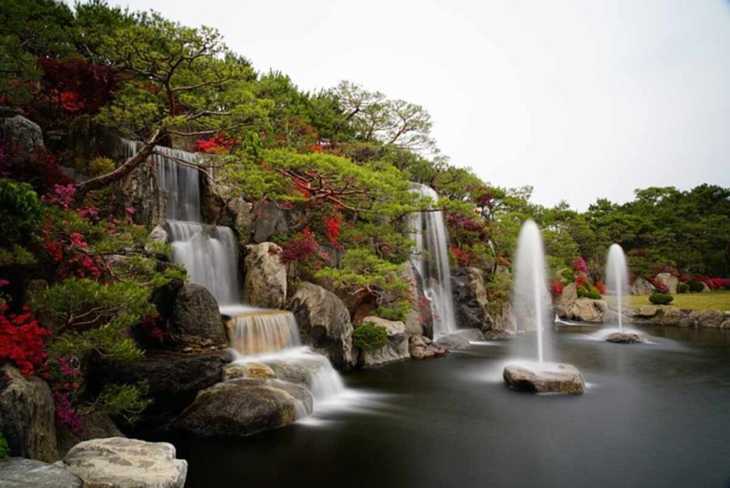 How to Build a Pondless Waterfall