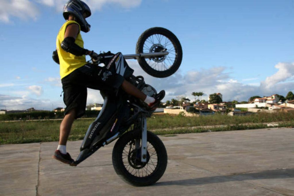 Learn to Ride a Trailmaster Dirt Bike