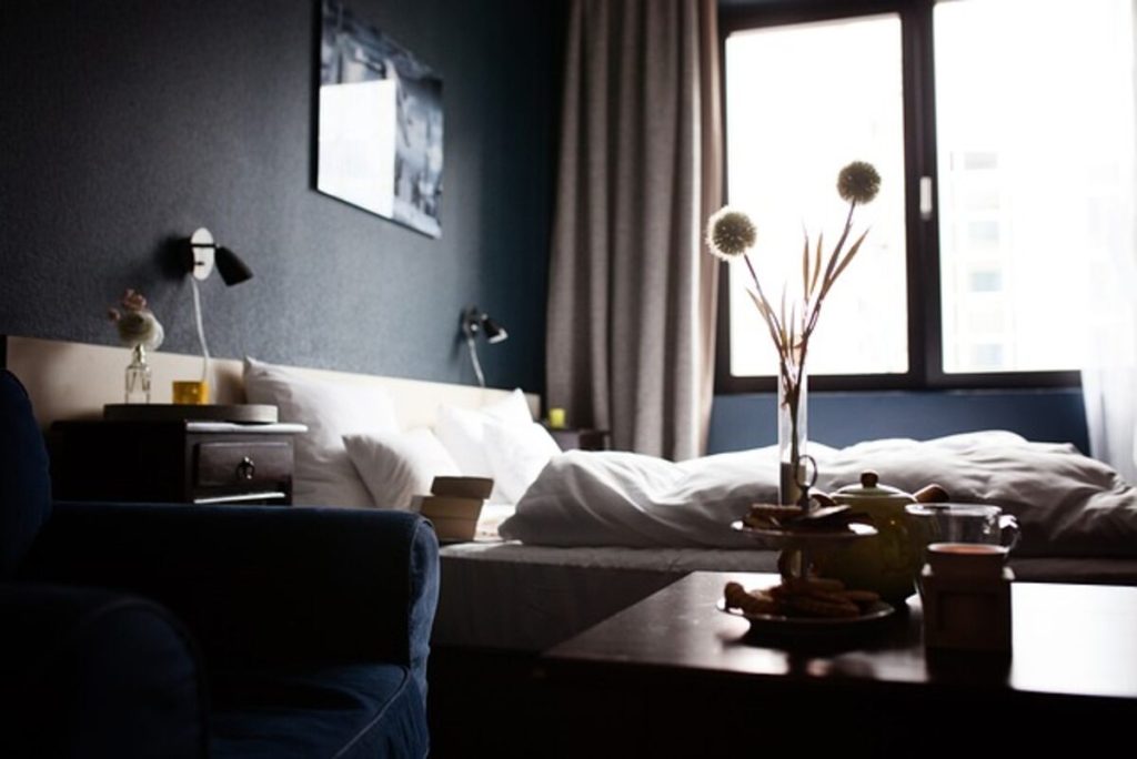 hotel bedding