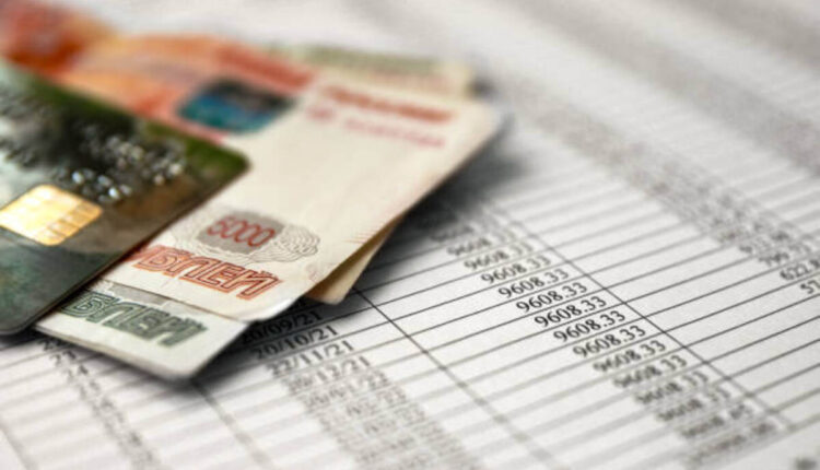 Looking at Standby Letters and Traditional bank Guarantees