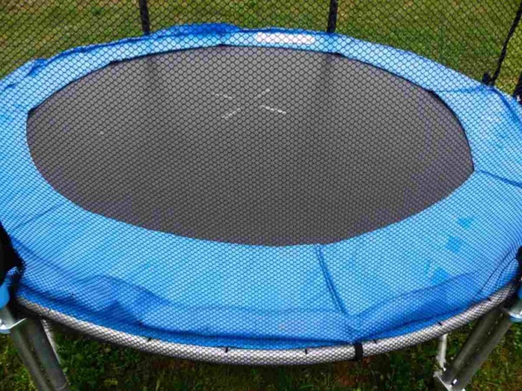inground trampoline